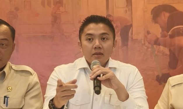 WFH Dan Hemat Energi, Seskab Teddy Ajak Semua Ambil Peran