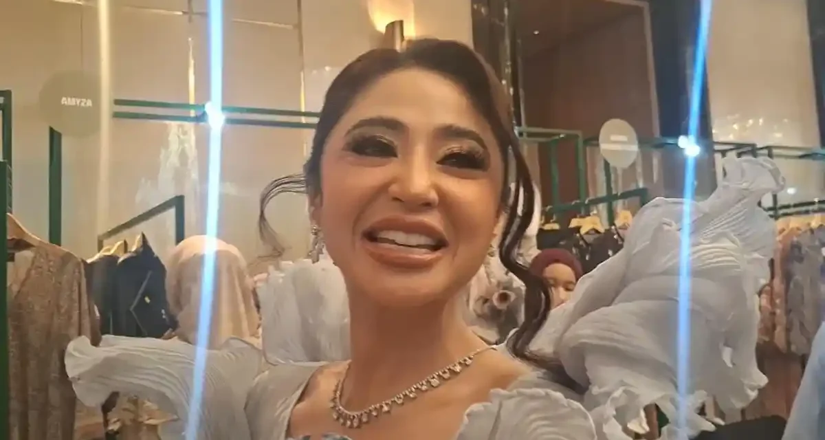 Setelah 20 Tahun! Dewi Perssik Kembali Akting, Kali Ini Jadi Istri