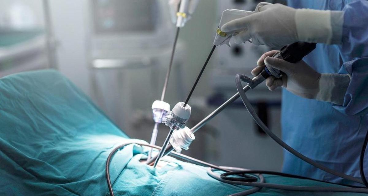 Meningkatkan Pelatihan Bedah Dengan Alat Simulator Laparoskopi